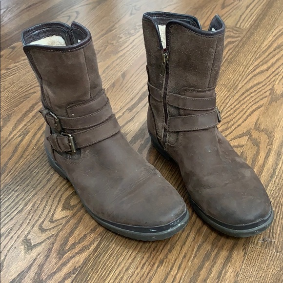 UGG Shoes - Brown Ugg boots size 8.5